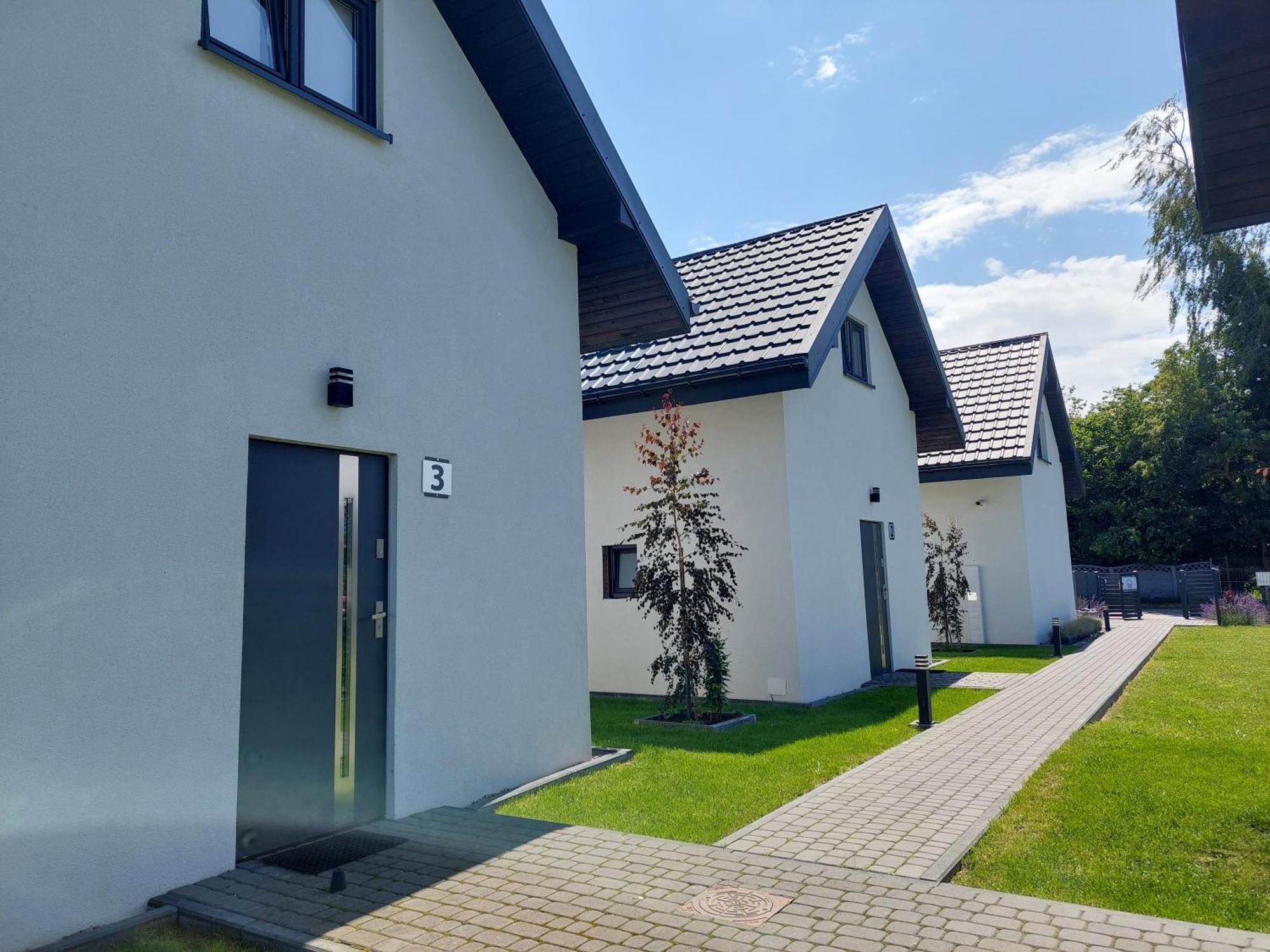 Domki Na Komandorskiej Dziwnów Exterior foto